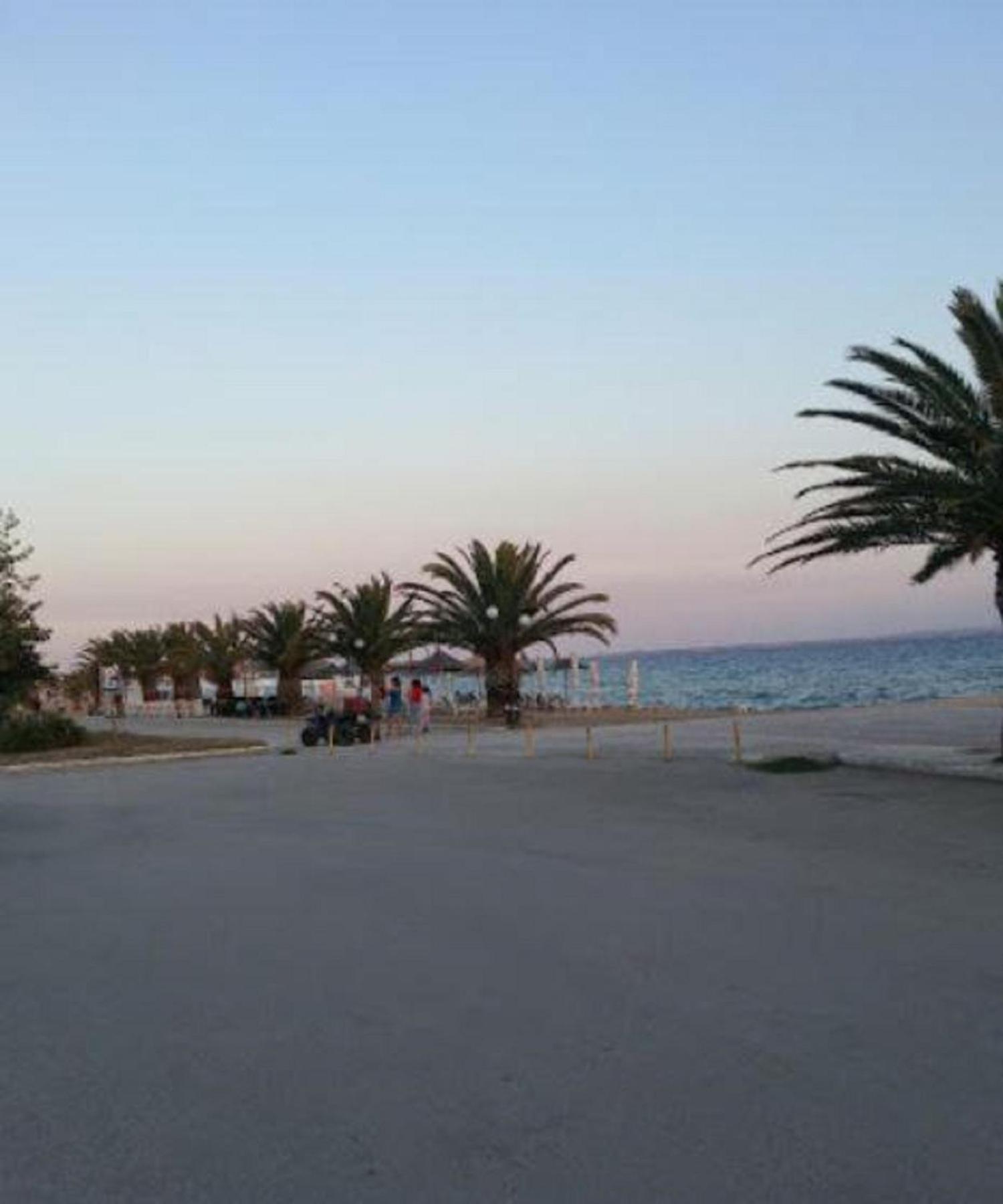 Pinna #95 Traditional Greek Apartment Nea Plagia